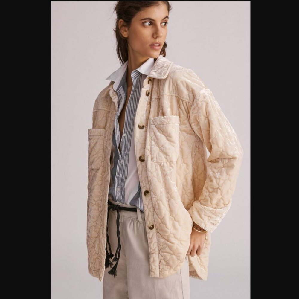 Anthropologie | Ivory Iridescent Quilted Velvet Shirt Jacket | Medium